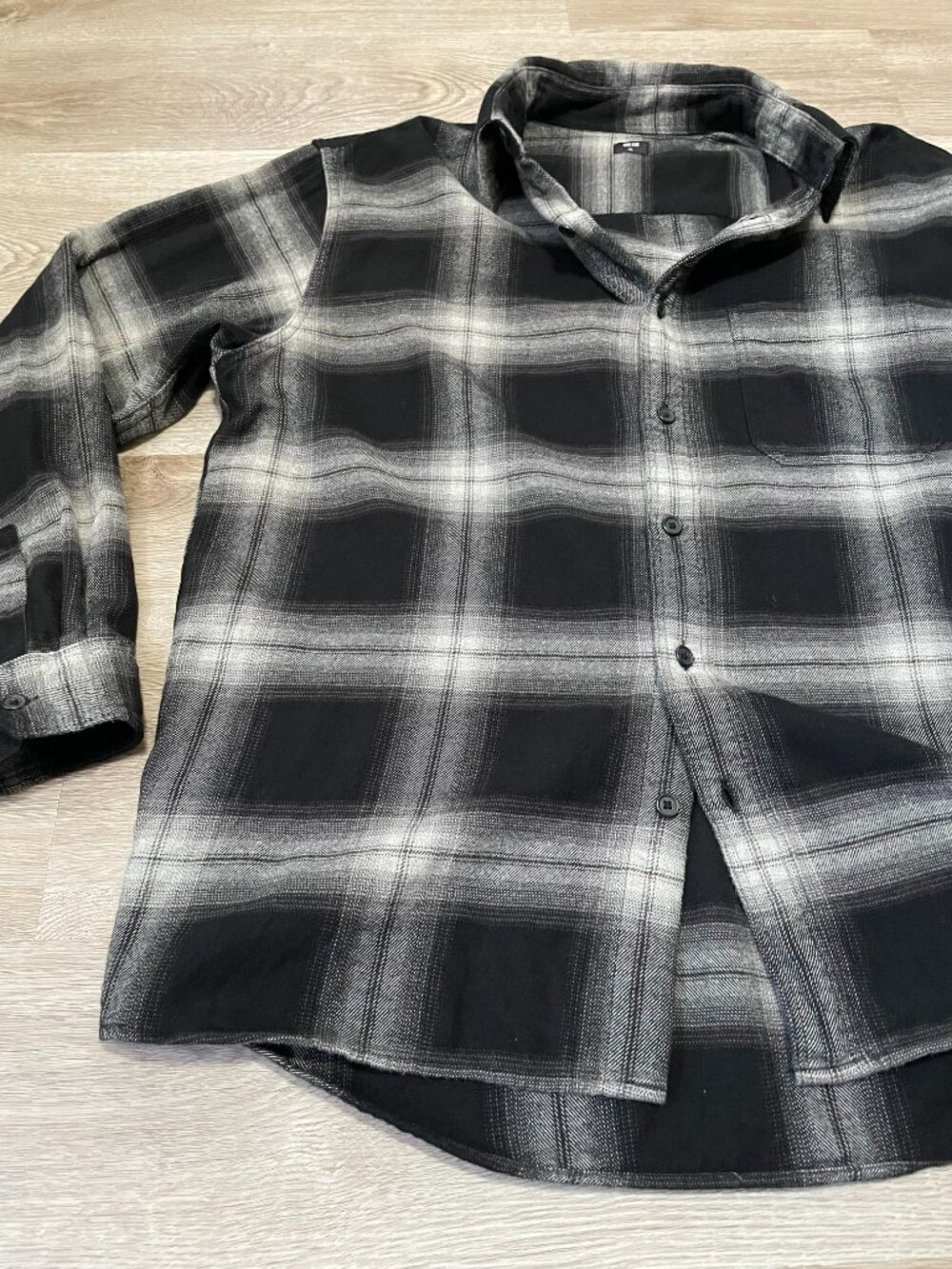 Flannel - Picture 7 of 12